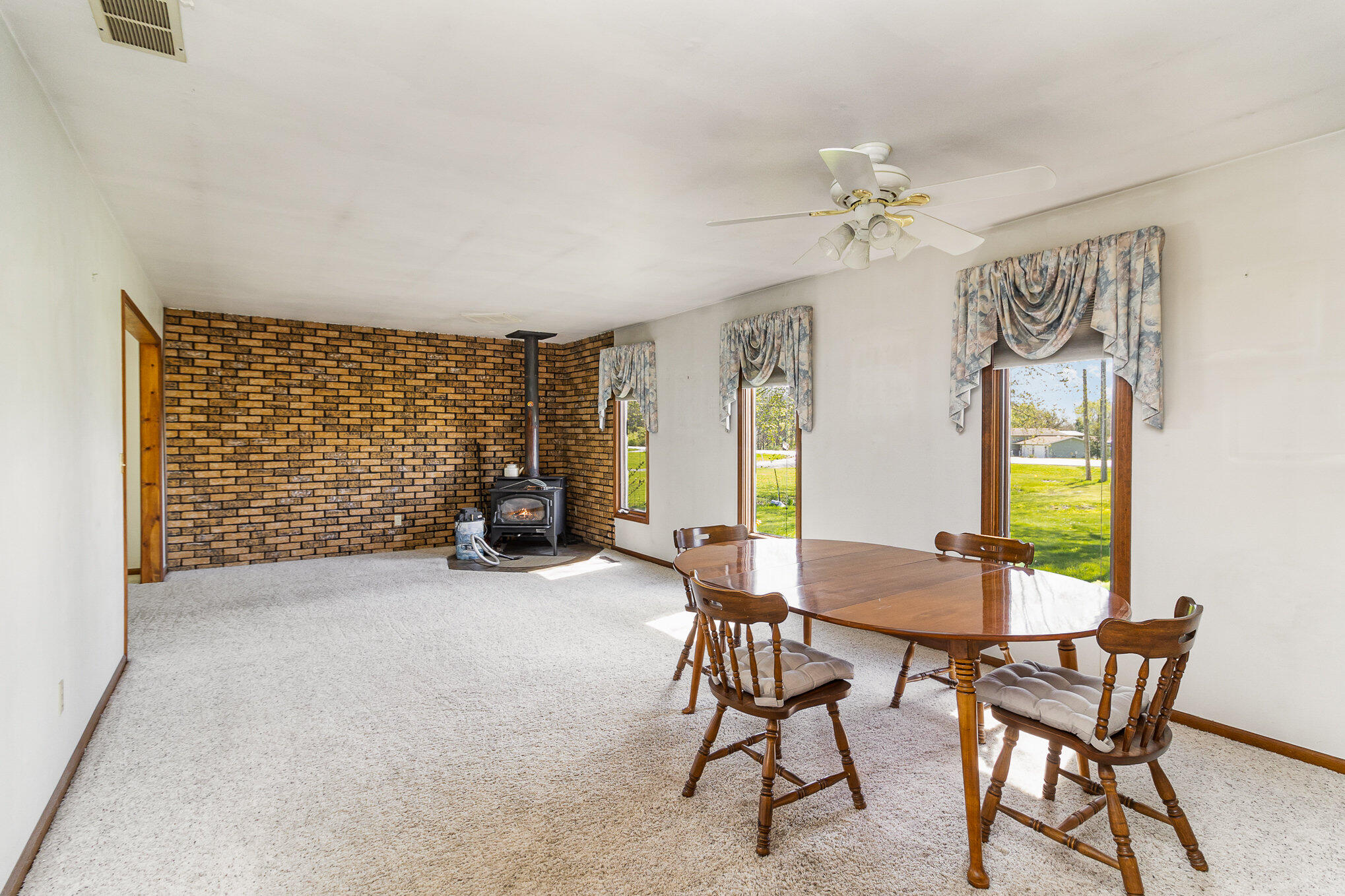 274 Highway 2 Hebron, IN 46341 - Photo 2 of 18 a view of a livingroom with furniture and a chandelier