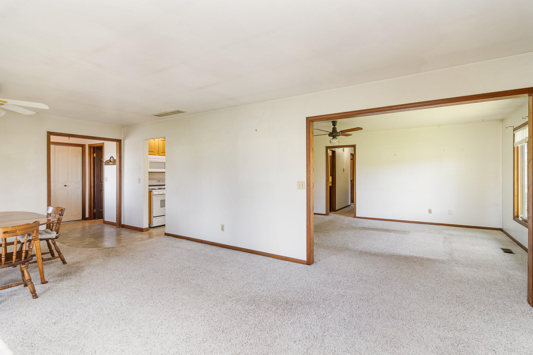 274 Highway 2 Hebron, IN 46341 - Photo 3 of 18 an empty room with closet area