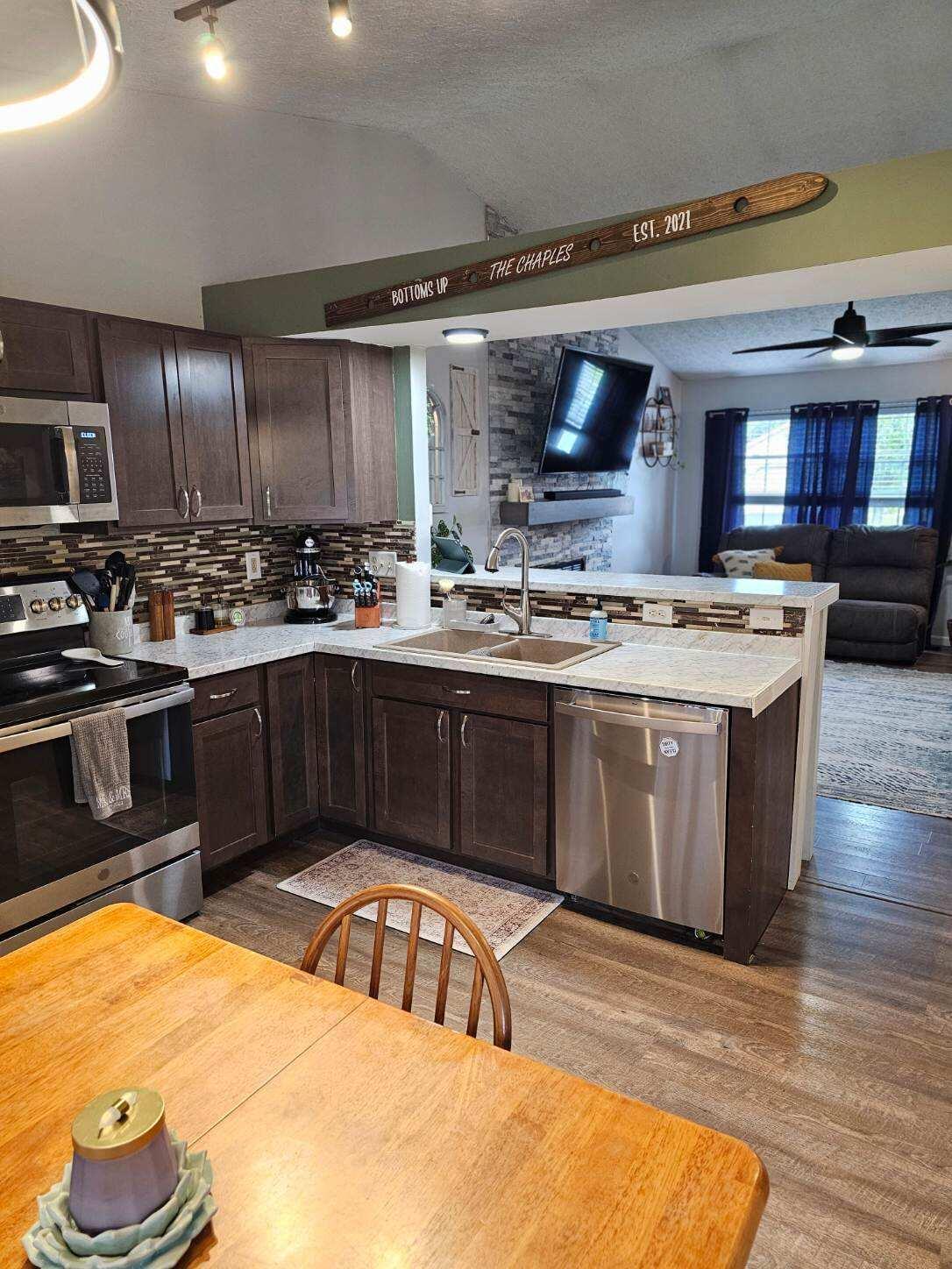 1451 Tera Alta Road Columbus, OH 43207 - Photo 6 of 20 F14C30DD-CB0F-4F95-8492-CDF4DF951239