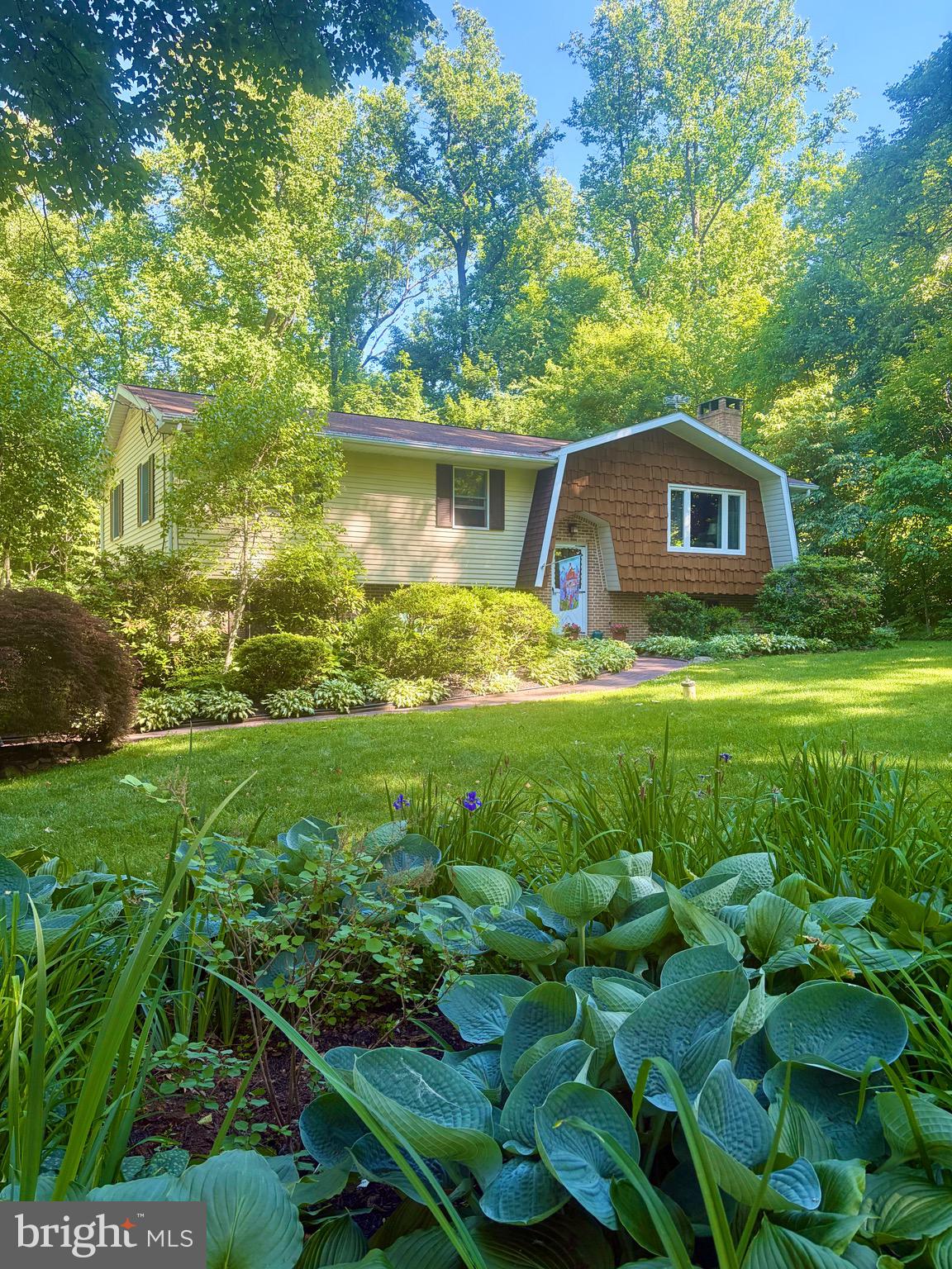 107 Lone Pine Road Barto, PA 19504 - Photo 2 of 32