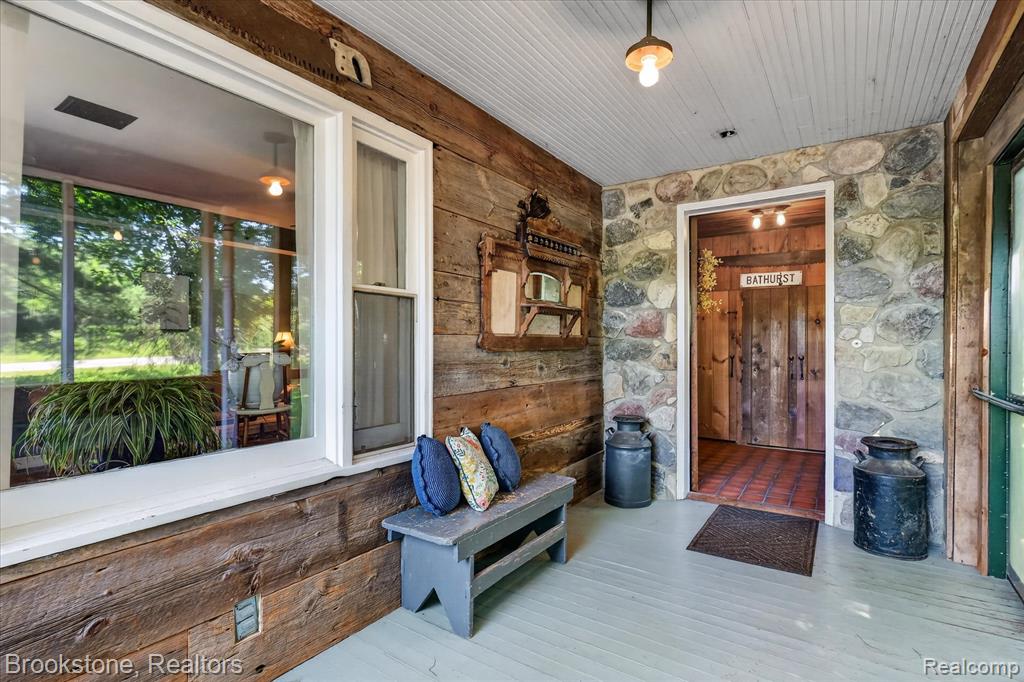 9455 Andersonville Road Clarkston, MI 48346 - Photo 6 of 80