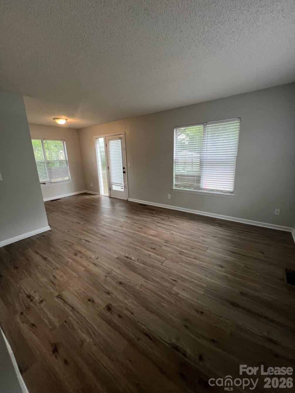 8014 Pleasant Grove Road, Unit B Charlotte, NC 28216 - Photo 3 of 13