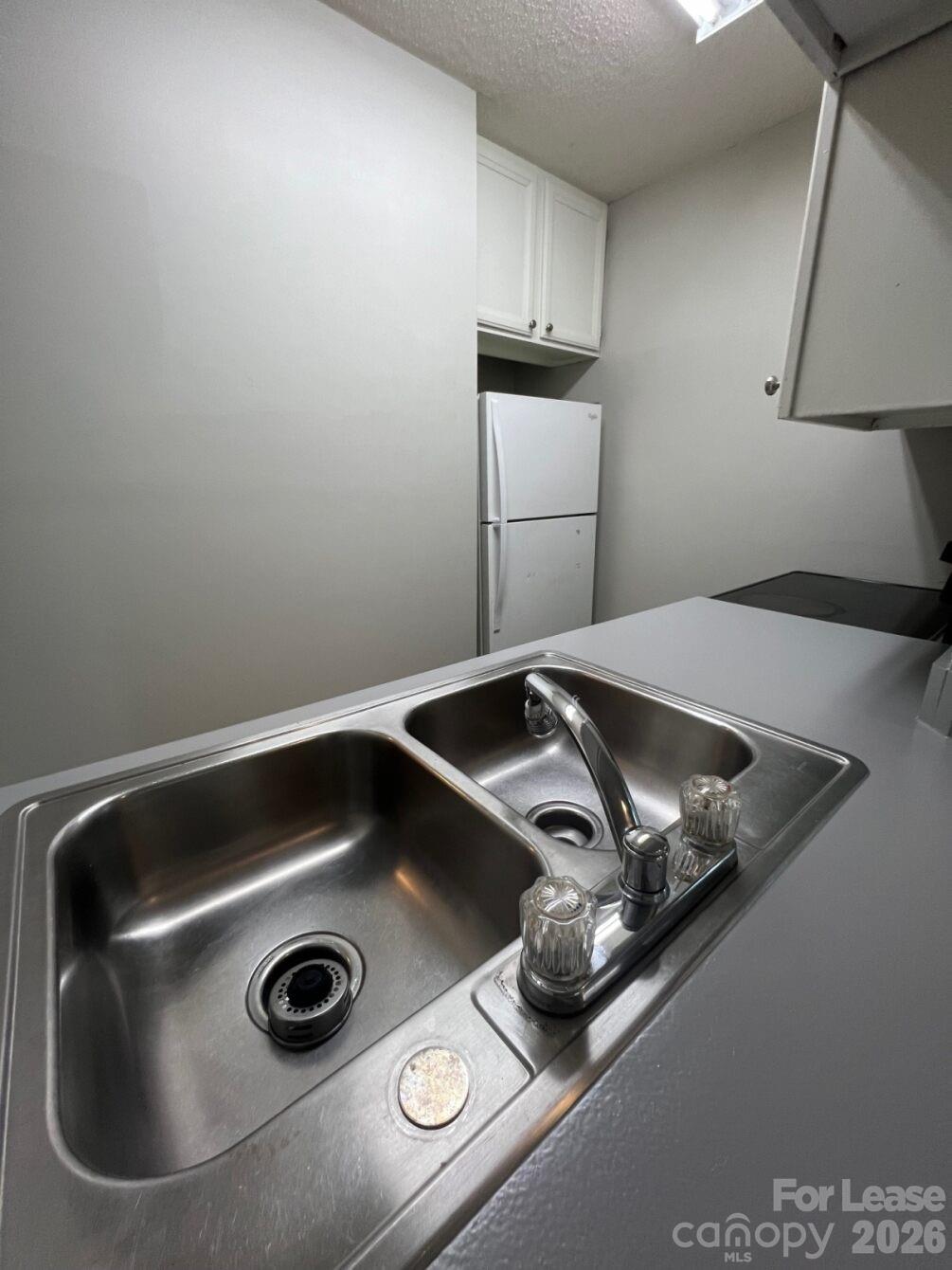 8014 Pleasant Grove Road, Unit B Charlotte, NC 28216 - Photo 6 of 13