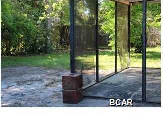 915 Green Tree Road Springfield, FL 32401 - Photo 7 of 17 Gallery Image 7