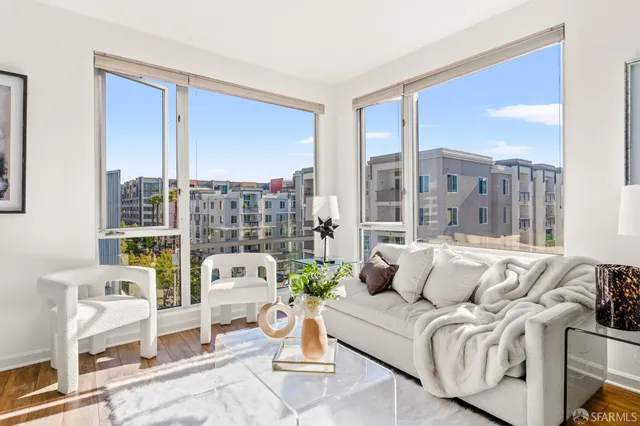$649,000 | 200 2nd Street, Unit 401, Oakland, CA 94607