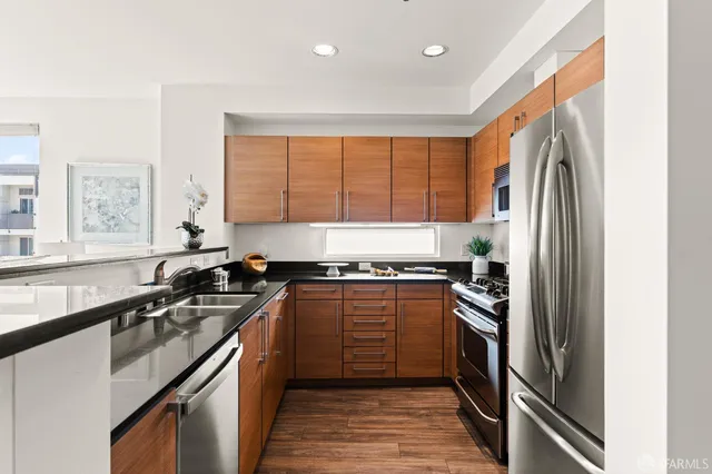 $649,000 | 200 2nd Street, Unit 401, Oakland, CA 94607