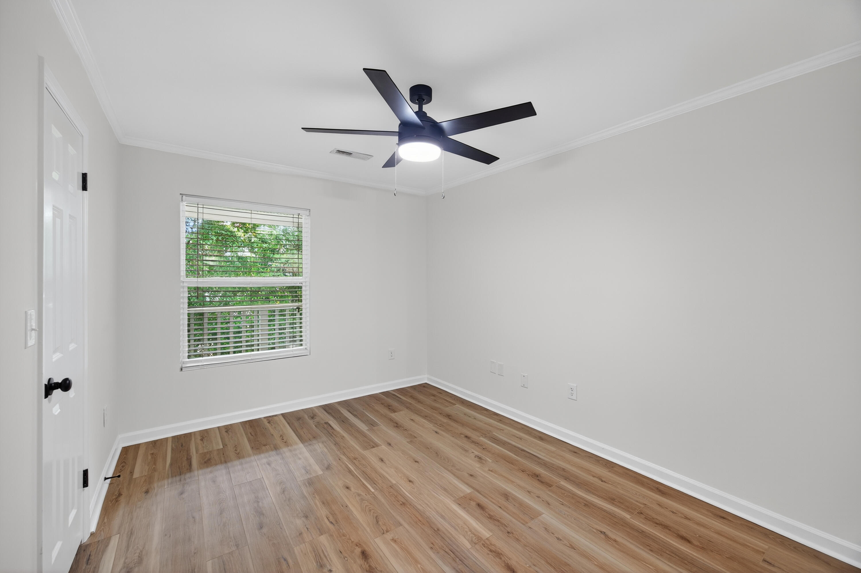 341 West Coleman Boulevard, Unit G Mount Pleasant, SC 29464 - Photo 12 of 26 243A1584