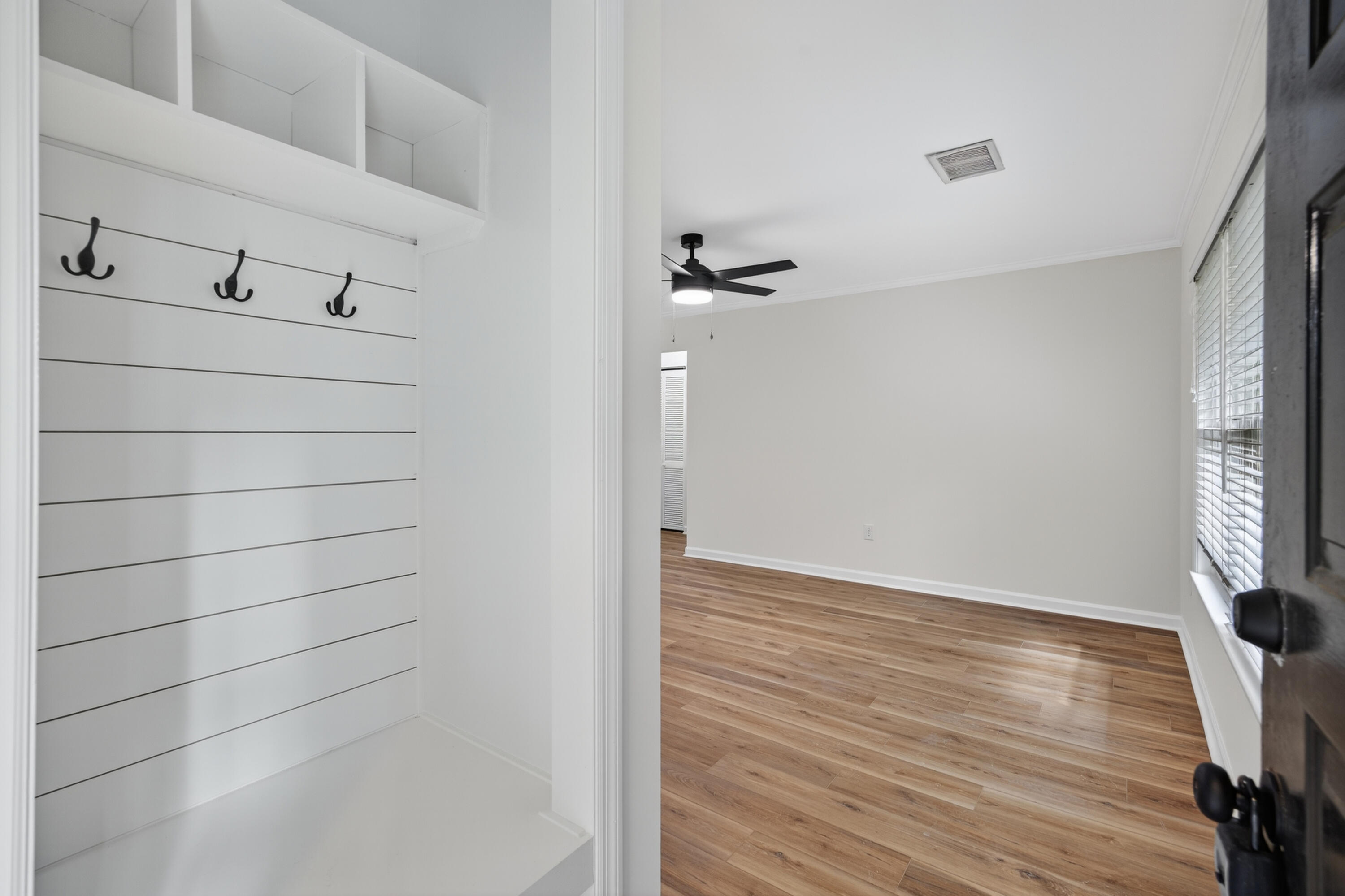341 West Coleman Boulevard, Unit G Mount Pleasant, SC 29464 - Photo 20 of 26 243A1642