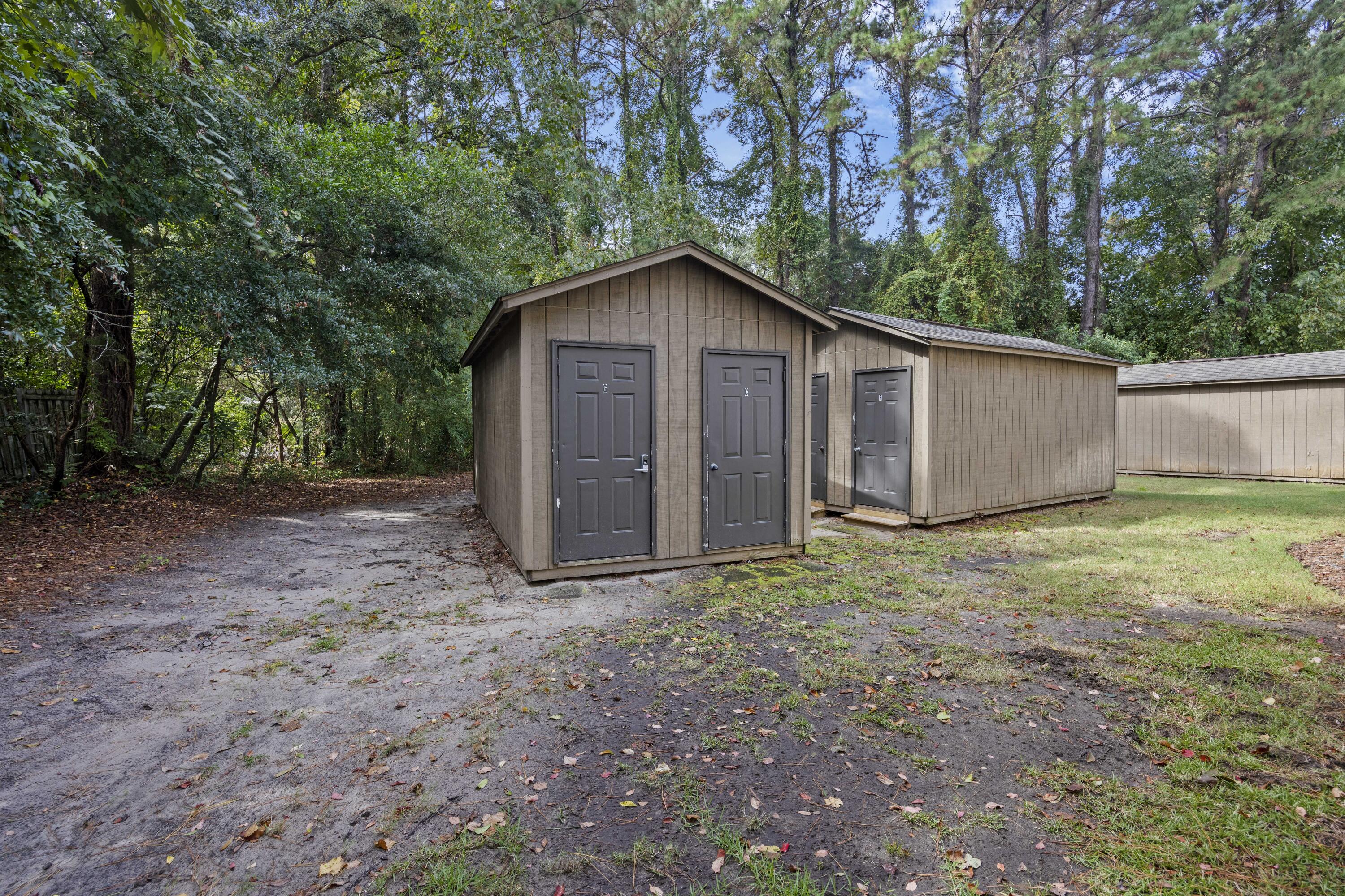 341 West Coleman Boulevard, Unit G Mount Pleasant, SC 29464 - Photo 23 of 26 243A1663