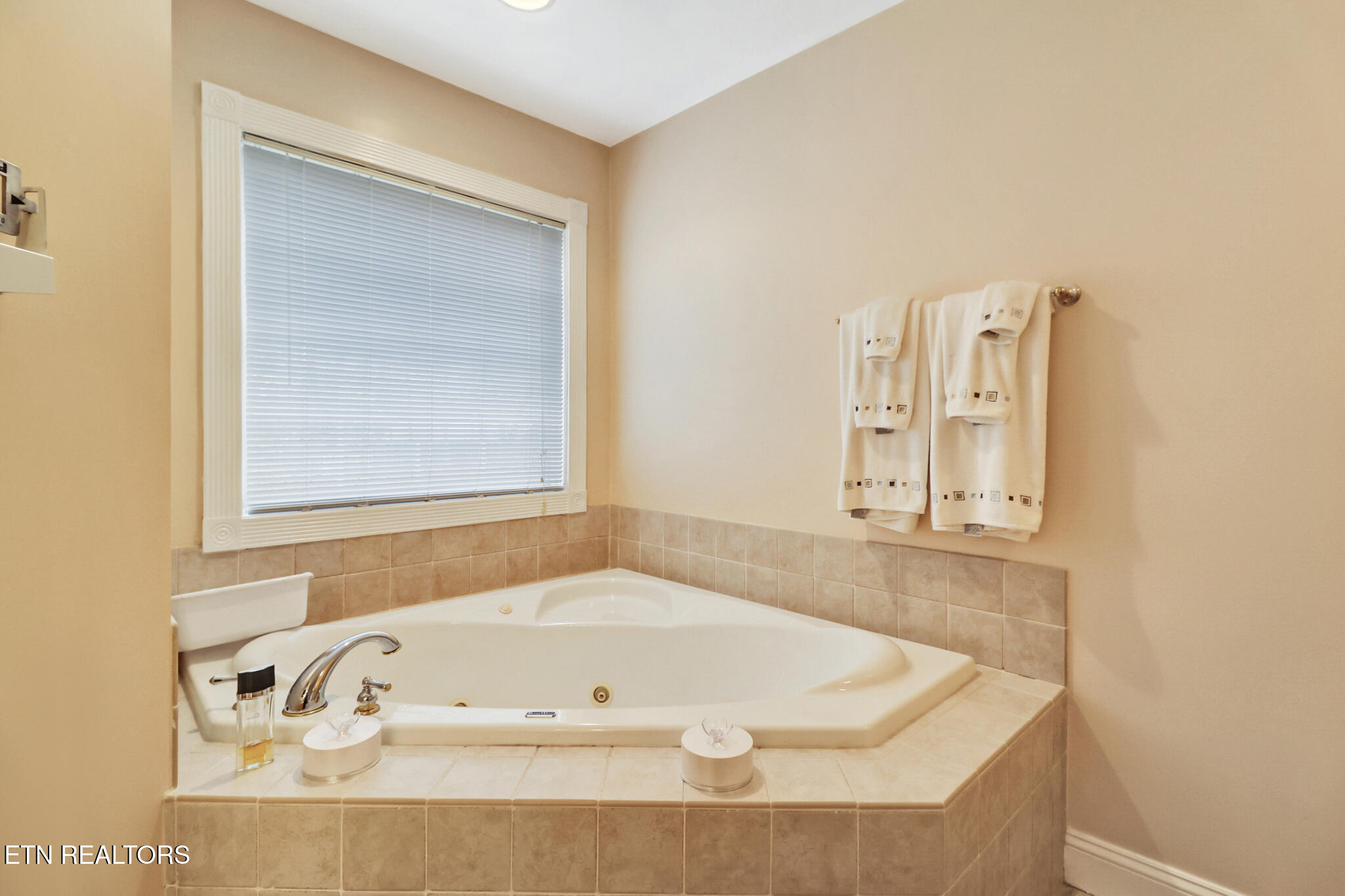 281 Hatler Road Crossville, TN 38555 - Photo 17 of 48 if1a7866-if1a7870