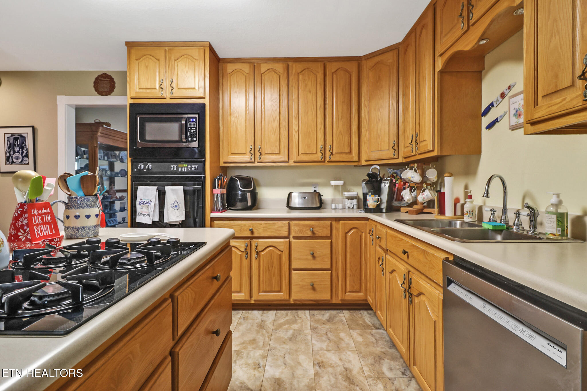 281 Hatler Road Crossville, TN 38555 - Photo 5 of 48 if1a7886-if1a7890