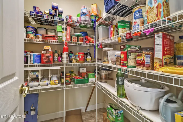 $639,000 | 281 Hatler Road, Crossville, TN 38555