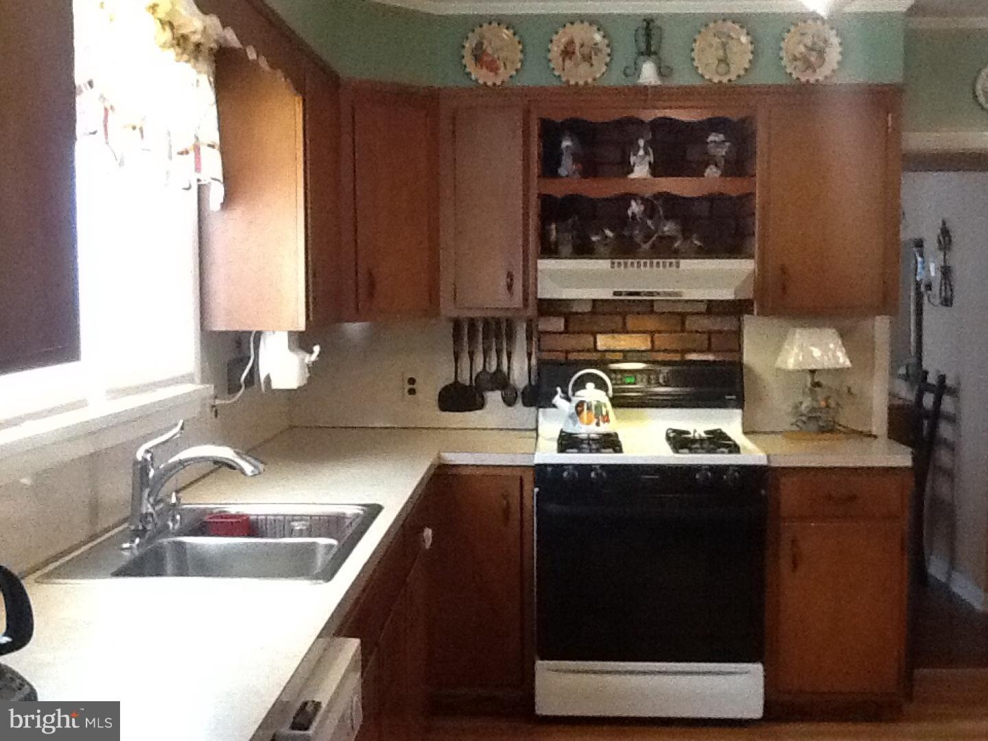 126 Heulings Avenue Riverside, NJ 08075 - Photo 7 of 17