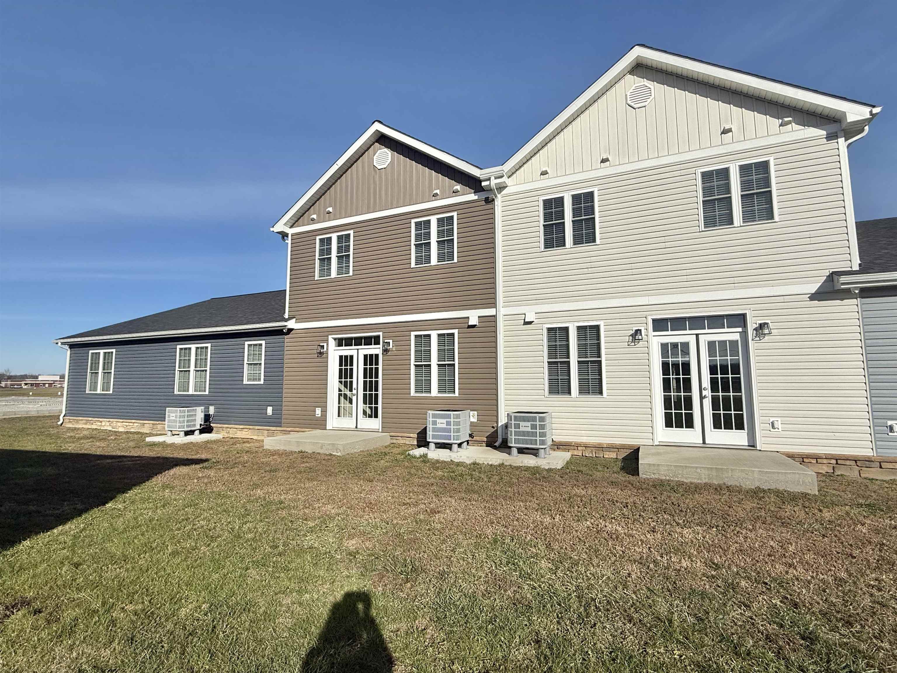 103 Bluegrass Way Grayson, KY 41143 - Photo 2 of 19