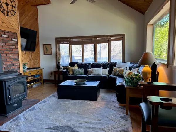 $2,500,000 | 87 Collins Brook Road, Meredith, NH 03253