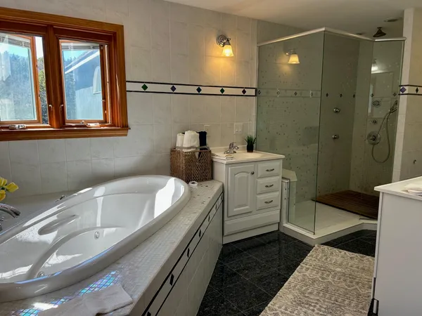 $2,500,000 | 87 Collins Brook Road, Meredith, NH 03253