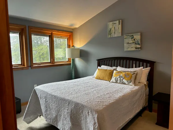 $2,500,000 | 87 Collins Brook Road, Meredith, NH 03253