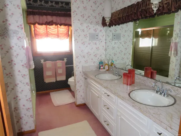 $305,000 | 3473 North Ew Road, Kokomo, IN 46901