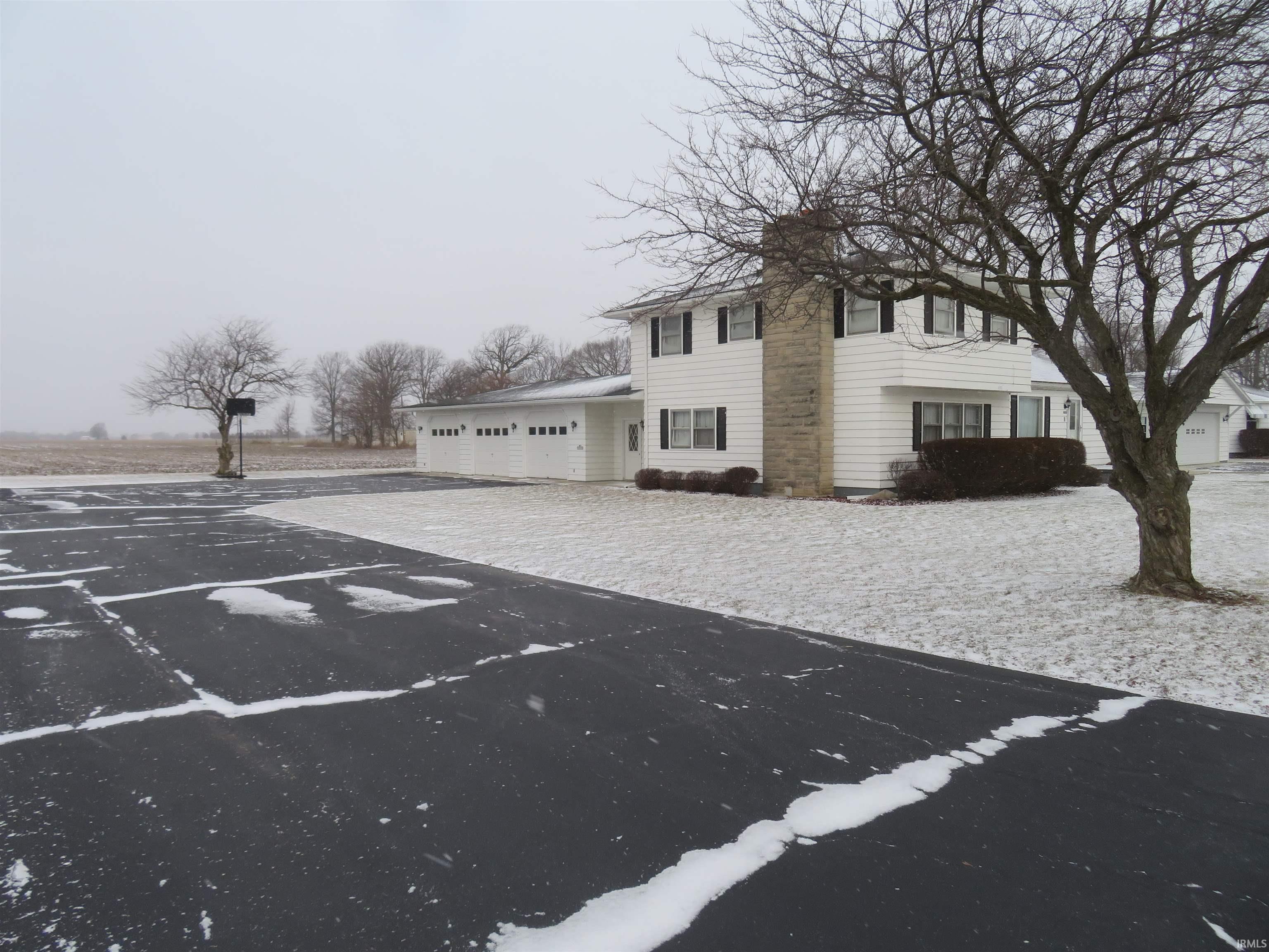 3473 North Ew Road Kokomo, IN 46901 - Photo 2 of 30