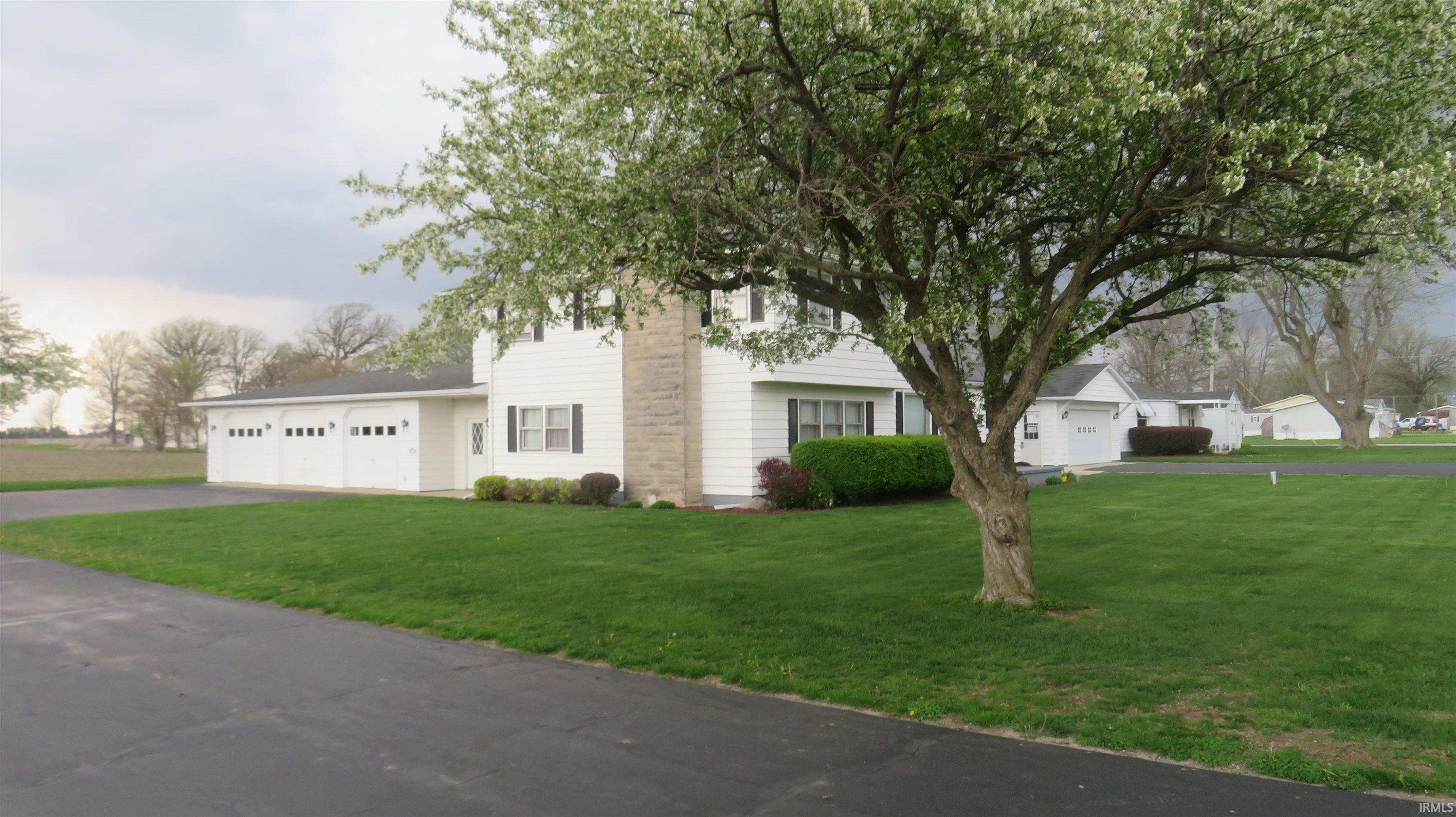 3473 North Ew Road Kokomo, IN 46901 - Photo 3 of 31