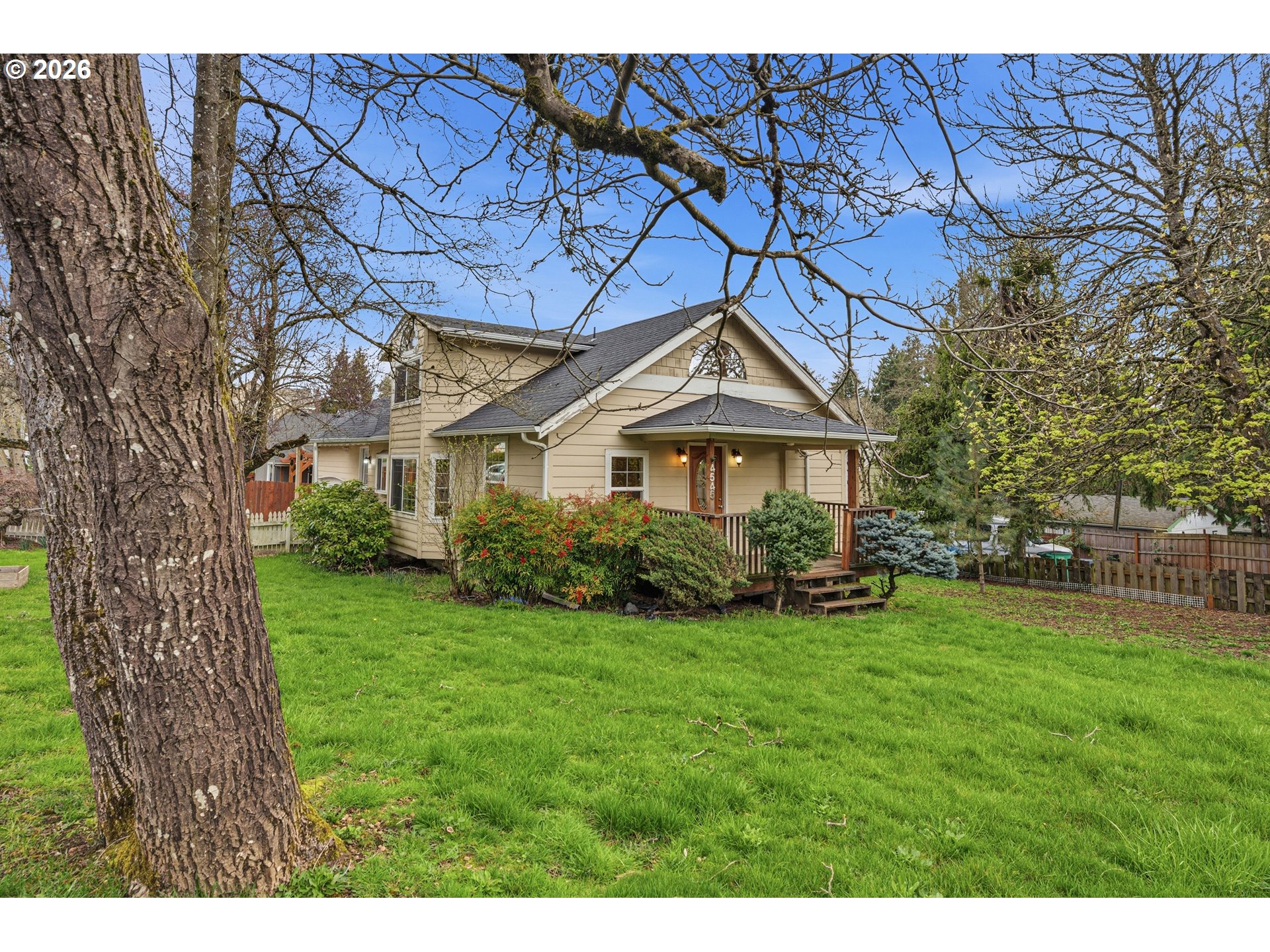 4545 Southwest Taylors Ferry Road Portland, OR 97219 - Photo 1 of 28 Gallery Image 1