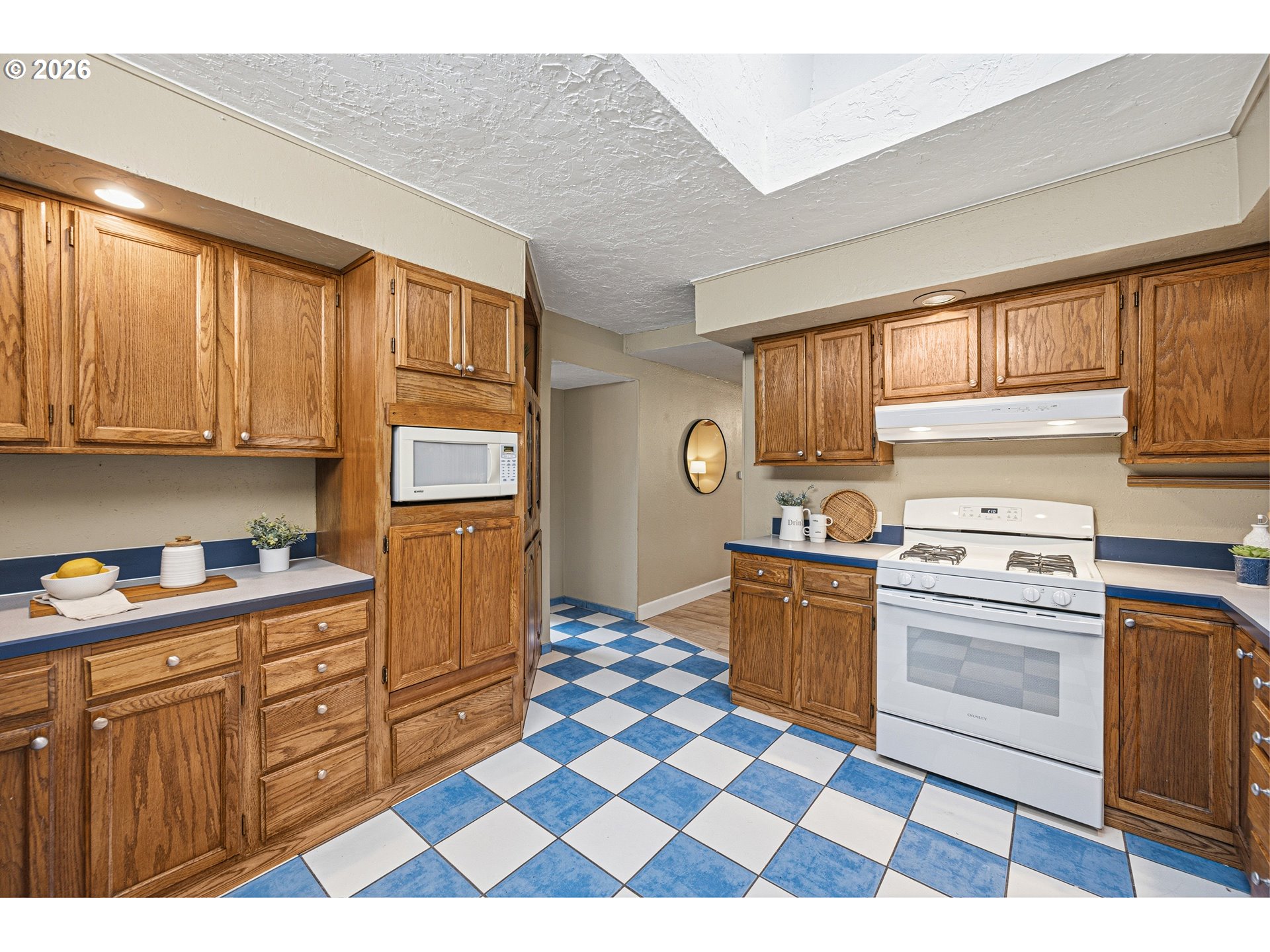 4545 Southwest Taylors Ferry Road Portland, OR 97219 - Photo 15 of 28 Gallery Image 15