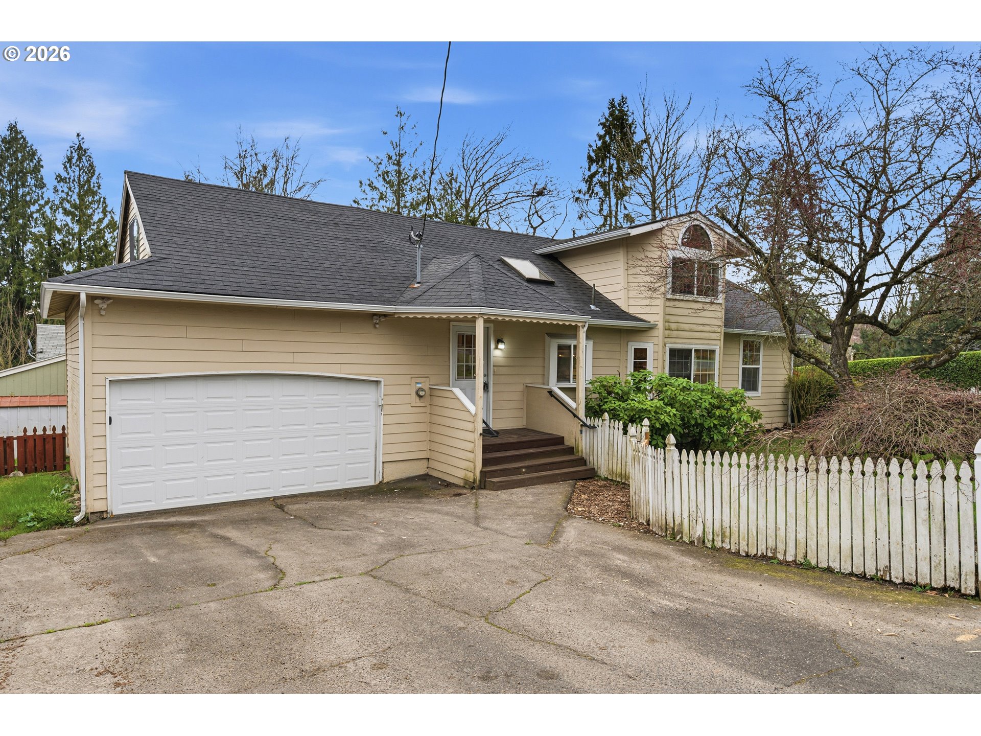 4545 Southwest Taylors Ferry Road Portland, OR 97219 - Photo 2 of 28 Gallery Image 2