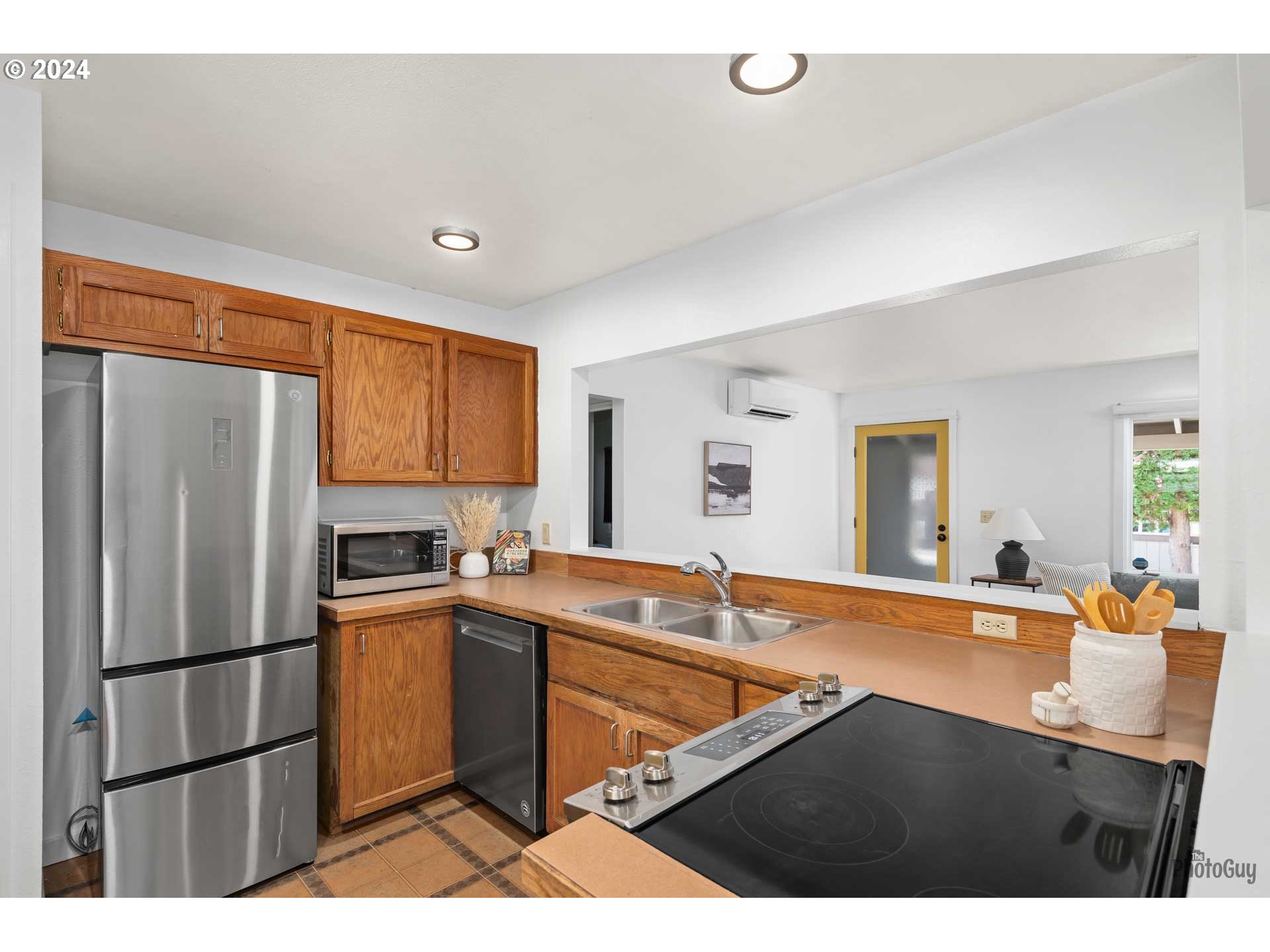 61 West 17th Avenue Eugene, OR 97401 - Photo 10 of 20