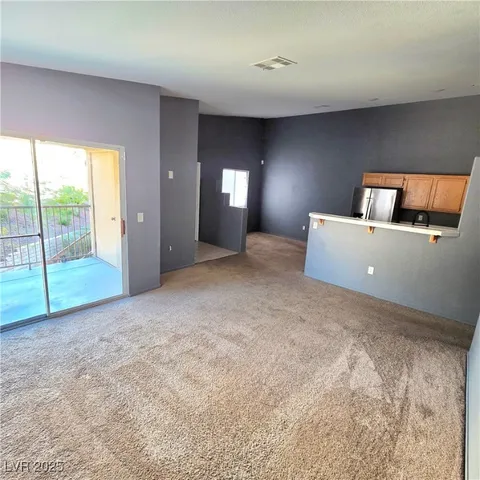 $199,900 | 2110 Los Feliz Street, Unit 2067, Las Vegas, NV 89156