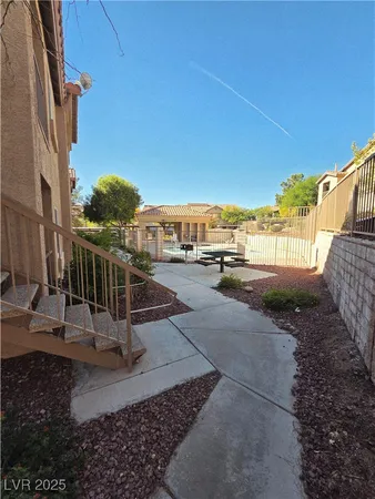 $184,900 | 2110 Los Feliz Street, Unit 2067, Las Vegas, NV 89156