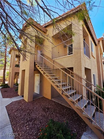 $199,900 | 2110 Los Feliz Street, Unit 2067, Las Vegas, NV 89156