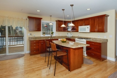 13 Alice Lane Rochester, NH 03867 - Photo 2 of 22