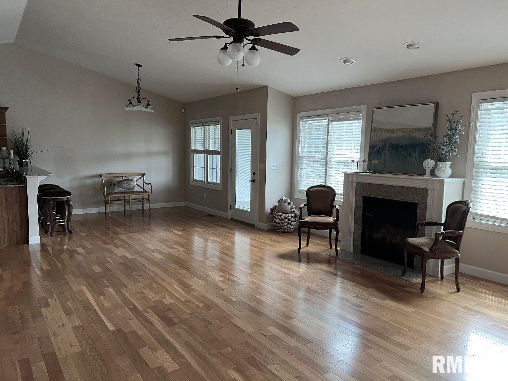 7205 Torrington Way Springfield, IL 62711 - Photo 8 of 35