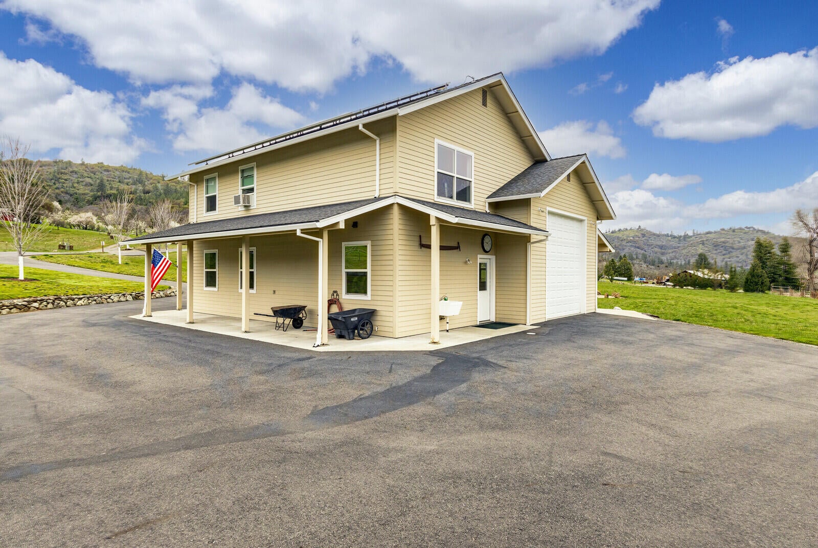 268 Hawk Road Medford, OR 97501 - Photo 37 of 54 05_HR_5_mls