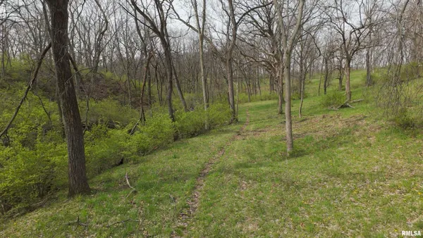 $425,000 | 1 North Hardscrabble Road, Chillicothe, IL 61523
