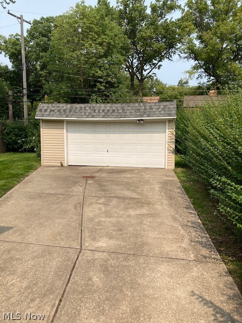 3767 Fairoaks Road South Euclid, OH 44121 - Photo 3 of 5