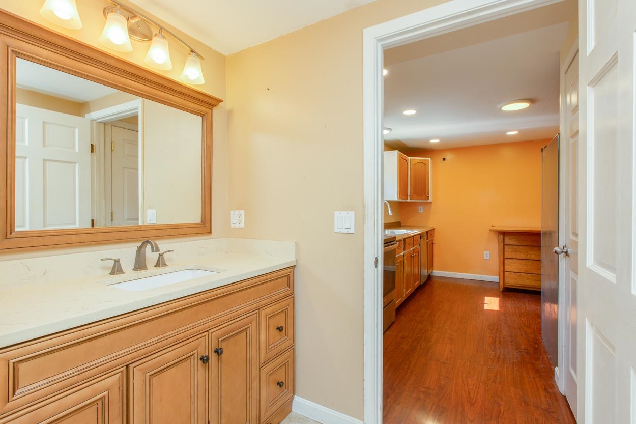4 Florence Street Derry, NH 03038 - Photo 11 of 35 Gallery Image 11