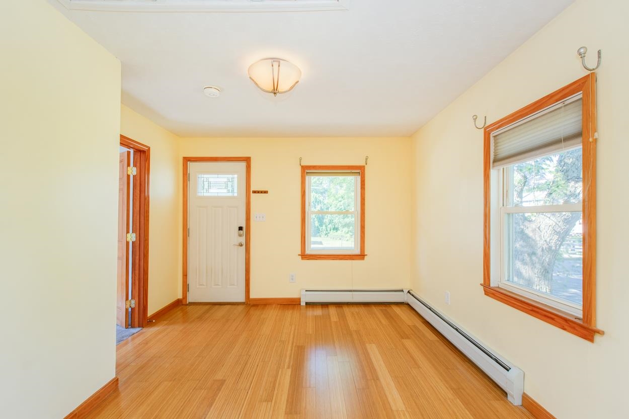 4 Florence Street Derry, NH 03038 - Photo 12 of 35 Gallery Image 12