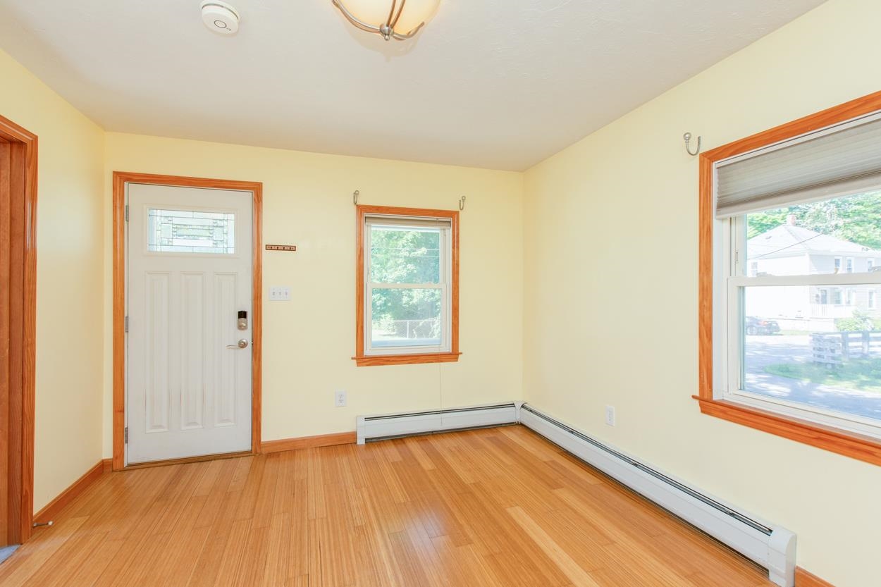 4 Florence Street Derry, NH 03038 - Photo 13 of 35 Gallery Image 13