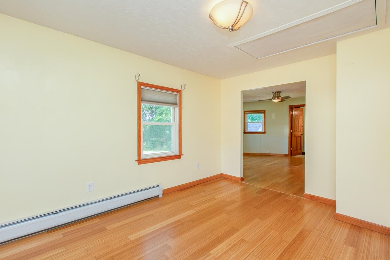 4 Florence Street Derry, NH 03038 - Photo 14 of 35 Gallery Image 14