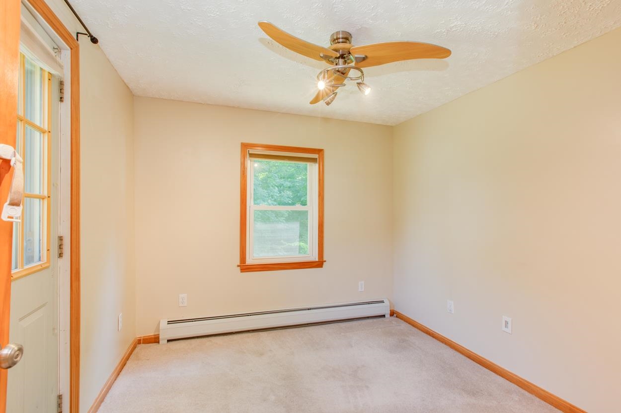 4 Florence Street Derry, NH 03038 - Photo 24 of 35 Gallery Image 24