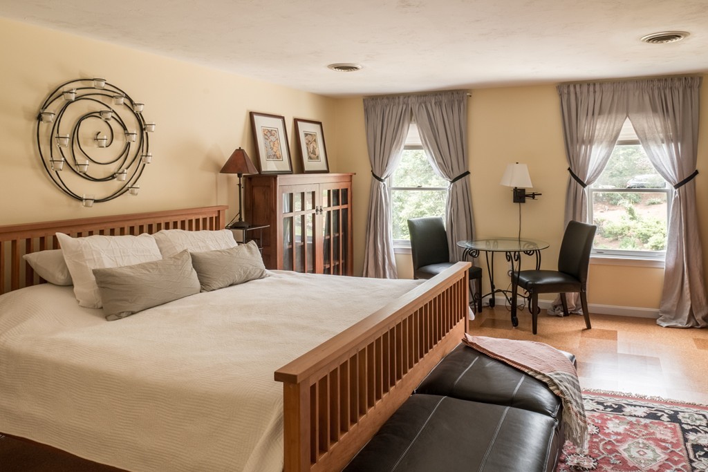 62 Ashcroft Road Sharon, MA 02067 - Photo 6 of 10 Gallery Image 6