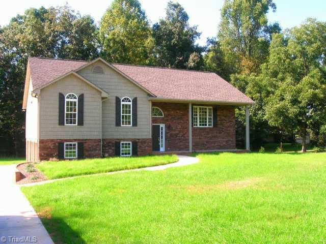 3336 Parrish Road Winston-Salem, NC 27105 - Photo 1 of 3 Exterior Front.