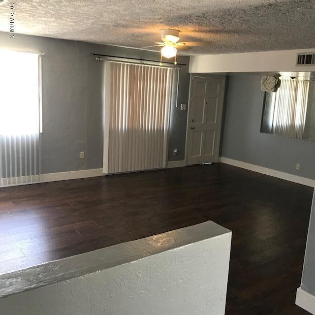6533 West Cheery Lynn Road Phoenix, AZ 85033 - Photo 6 of 21 IMG_7211