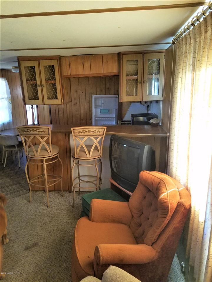 6986 Snug Harbor Road Baldwin, MI 49304 - Photo 12 of 21 Gallery Image 12