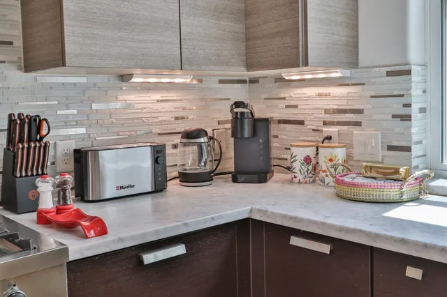 $5,500 | 4114 Driscoll Street, Houston, TX 77098