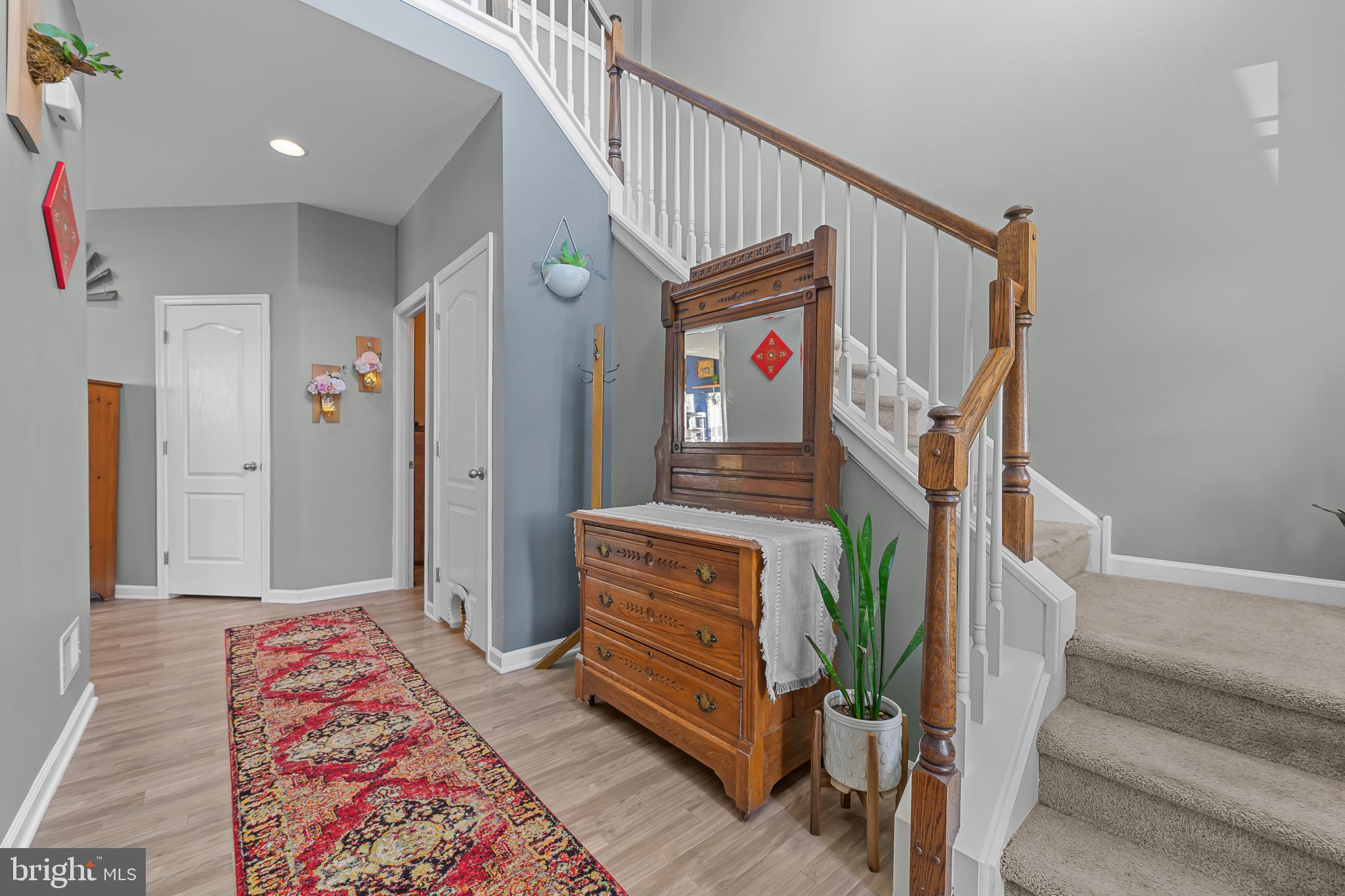 507 Colbert Road Townsend, DE 19734 - Photo 14 of 37 2 story foyer