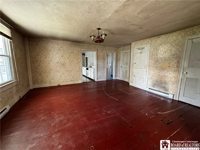 $85,000 | 58 North Erie Street, Chautauqua, NY 14757