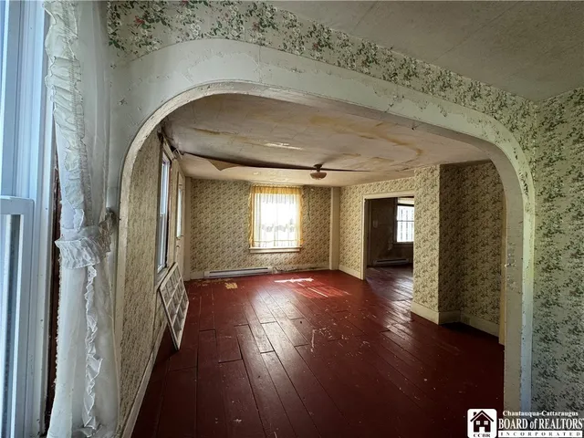 $85,000 | 58 North Erie Street, Chautauqua, NY 14757