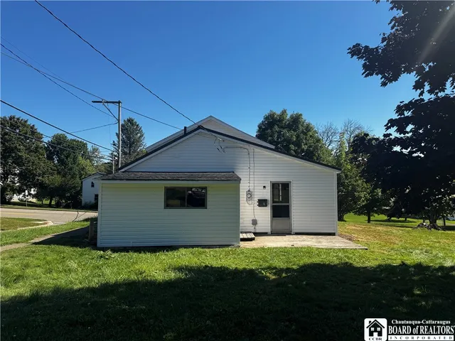 $85,000 | 58 North Erie Street, Chautauqua, NY 14757